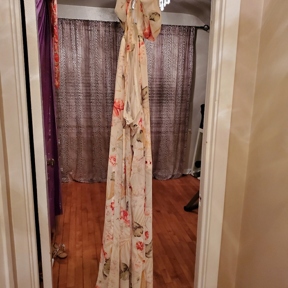 Its so elegant and I have nowhere to where it to.